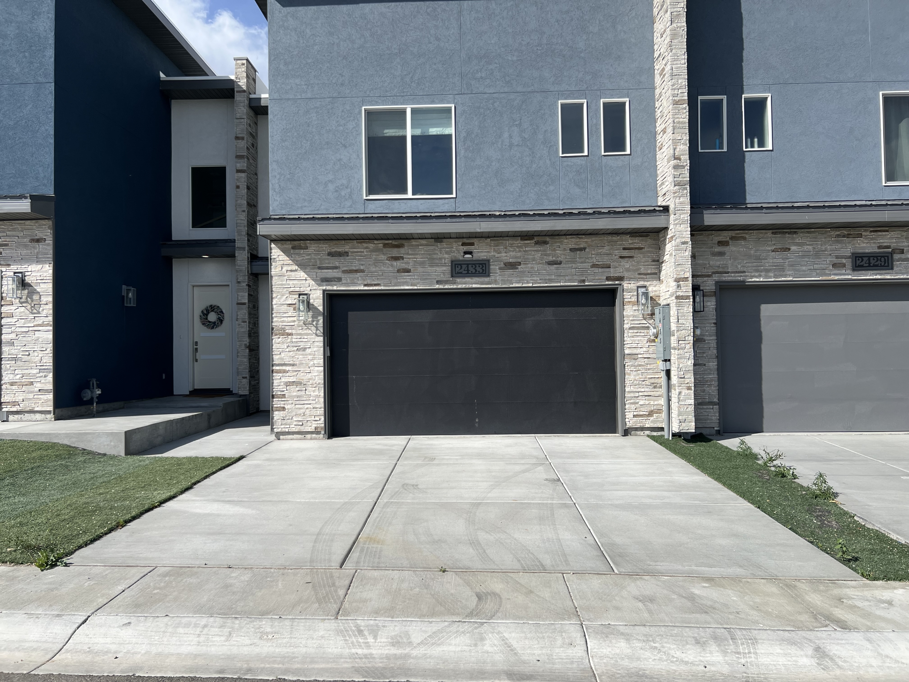 2433 5th Street - Townhome